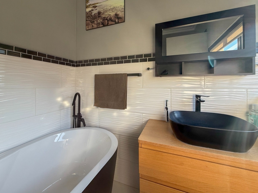 3 Bedroom Property for Sale in Leloko Lifestyle Estate North West